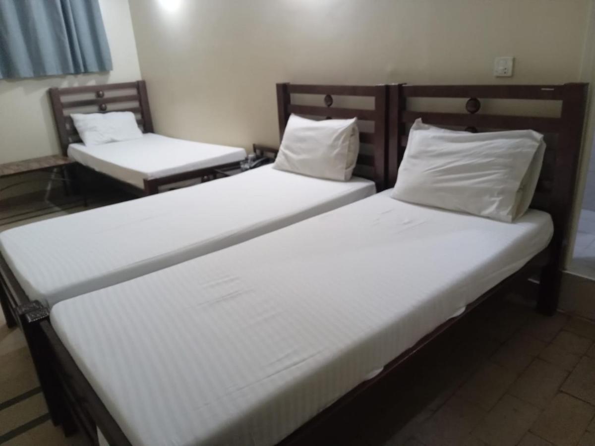 New Hotel Chilton Καράτσι Εξωτερικό φωτογραφία